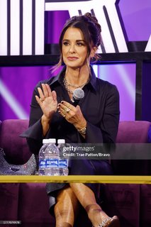 Kyle Richards feet photo thumbnail