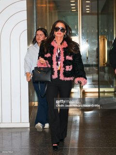 Kyle Richards feet photo thumbnail