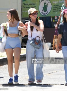 Kyle Richards feet photo thumbnail