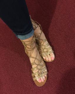 Kyle Unfug feet photo thumbnail