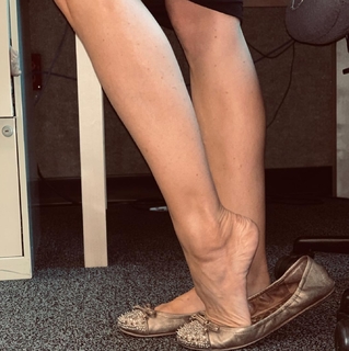 Kyle Unfug feet photo thumbnail