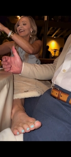Kyle Unfug feet photo thumbnail