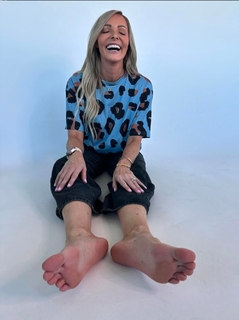 Kyle Unfug feet photo thumbnail