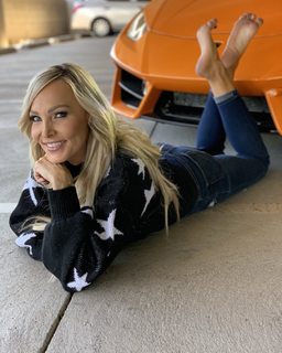 Kyle Unfug feet photo thumbnail