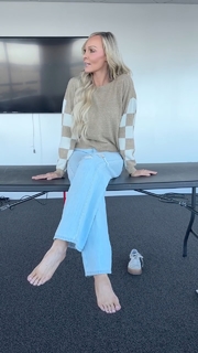 Kyle Unfug feet photo thumbnail