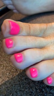 Kyle Unfug feet photo thumbnail