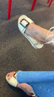 Kyle Unfug feet photo thumbnail