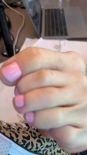 Kyle Unfug feet photo thumbnail