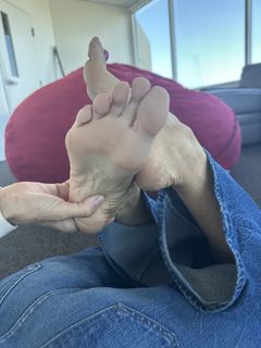 Kyle Unfug feet photo 4