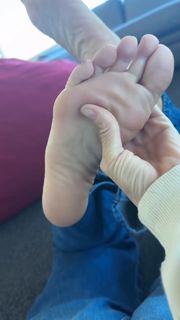 Kyle Unfug feet photo 16