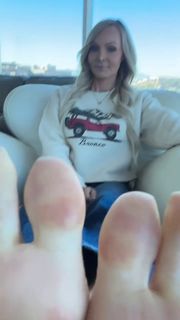 Kyle Unfug feet photo 18