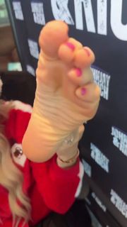 Kyle Unfug feet photo 19