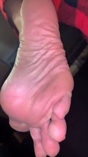 Kyle Unfug feet photo 17