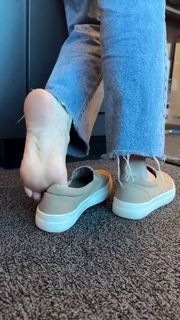 Kyle Unfug feet photo 7