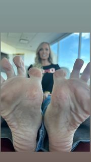 Kyle Unfug feet photo 20