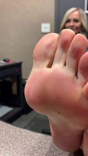 Kyle Unfug feet photo 18