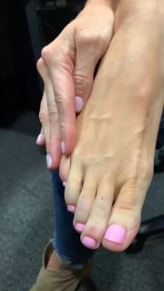 Kyle Unfug feet photo 14
