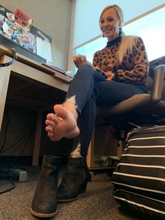Kyle Unfug feet photo 8