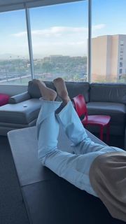 Kyle Unfug feet photo 3