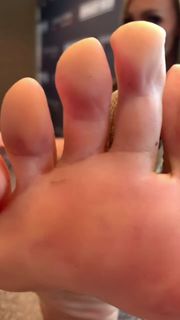 Kyle Unfug feet photo 13