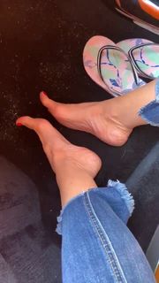 Kyle Unfug feet photo 17