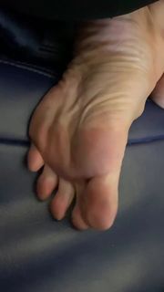 Kyle Unfug feet photo 3