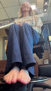 Kyle Unfug feet photo 17