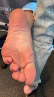 Kyle Unfug feet photo 15