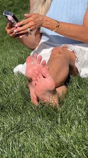 Kyle Unfug feet photo 4