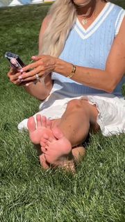 Kyle Unfug feet photo 3