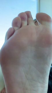 Kyle Unfug feet photo 15