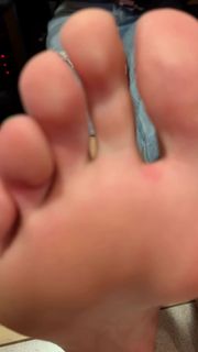 Kyle Unfug feet photo 8