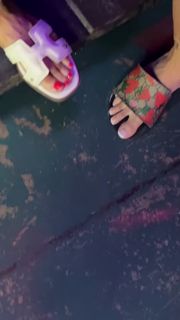 Kyle Unfug feet photo 3