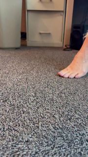 Kyle Unfug feet photo 16