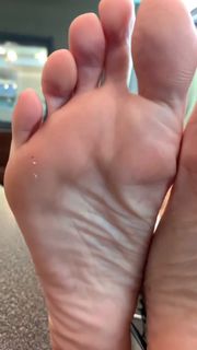 Kyle Unfug feet photo 5