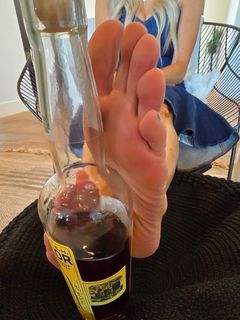Kyle Unfug feet photo 20