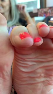 Kyle Unfug feet photo 7
