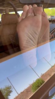 Kyle Unfug feet photo 16