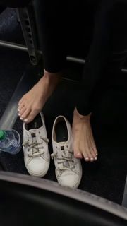 Kyle Unfug feet photo 5
