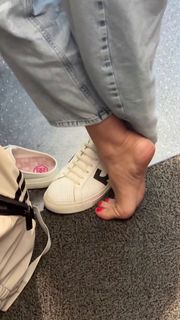 Kyle Unfug feet photo 2