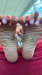 Kyle Unfug feet photo 5