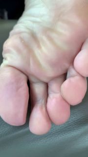 Kyle Unfug feet photo 14