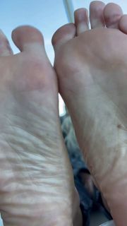 Kyle Unfug feet photo 7