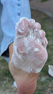Kyle Unfug feet photo 3