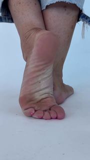 Kyle Unfug feet photo 20