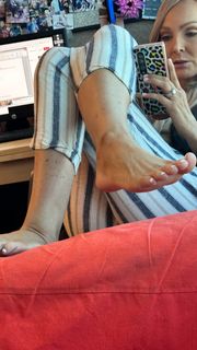 Kyle Unfug feet photo 5
