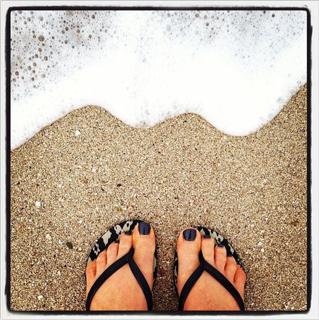 Kylie Gillies feet photo 9