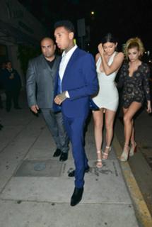 Kylie Jenner feet photo thumbnail