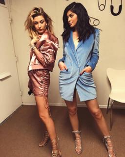 Kylie Jenner feet photo thumbnail