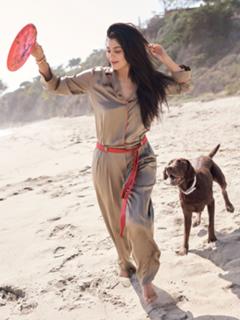 Kylie Jenner feet photo thumbnail